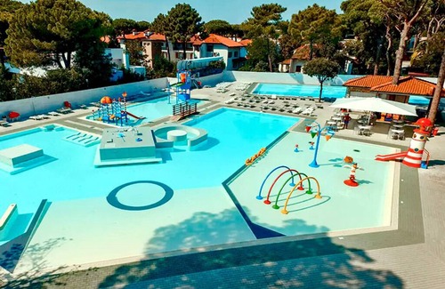 Lido degli Estensi Ski Chalet | Luxury Chalet near the sea! (no: 720)