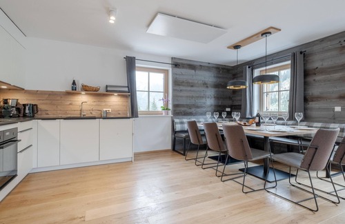 Donnersbachwald Ski Chalet | Luxury chalet with garage and sauna