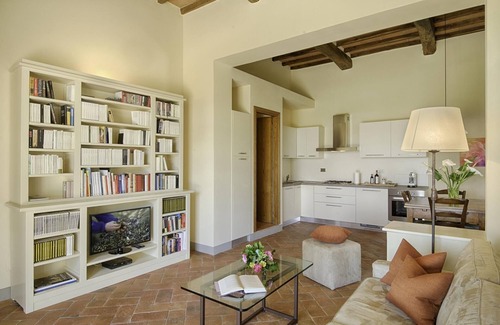 Panzano in Chianti Apartment | Luxury Chianti For Four in Panzano Chianti