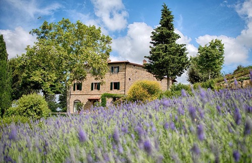 Panzano in Chianti Apartment | Luxury Chianti For Four in Panzano Chianti