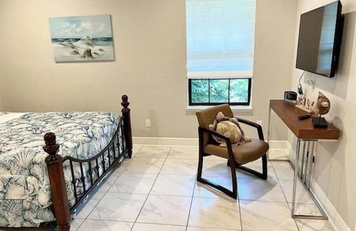 Altamonte Springs House | Luxury Comfortable Guest Suite in Altamonte Springs - Large Pool