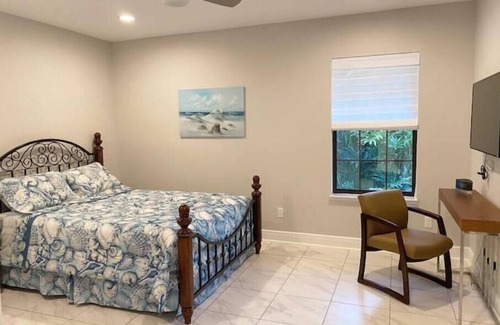 Altamonte Springs House | Luxury Comfortable Guest Suite in Altamonte Springs - Large Pool