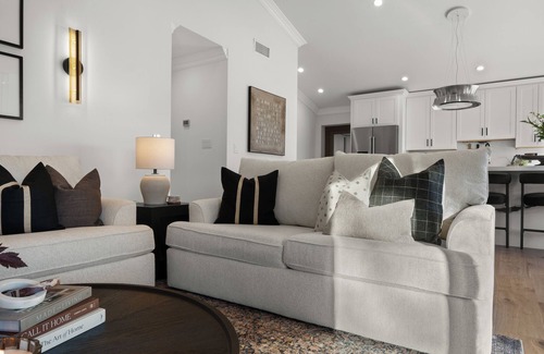 Pointe Scottsdale House | Luxury + Comfort in Old Town+Free Heated Pool & Spa