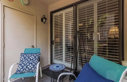 Camelback East Condo | Luxury Condo By Biltmore Country Club Golf Course off of Camelback and 32nd.