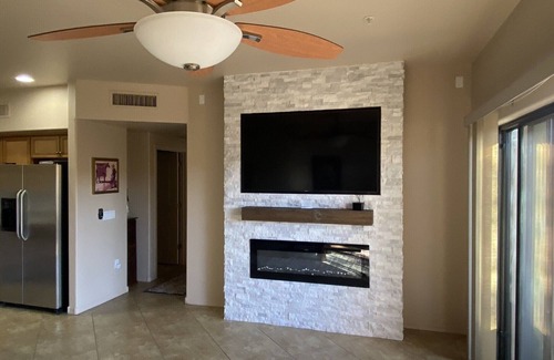 Desert View Village Condo | Luxury Condo Desert Ridge Area. 15 min to Phx Open Golf. 25 min to Super Bowl.