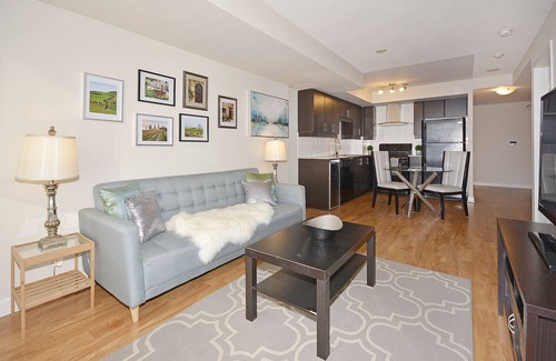 Bendale Apartment | Luxury Condo in Heart of Scarborough with Close Proximity to All Entertainment