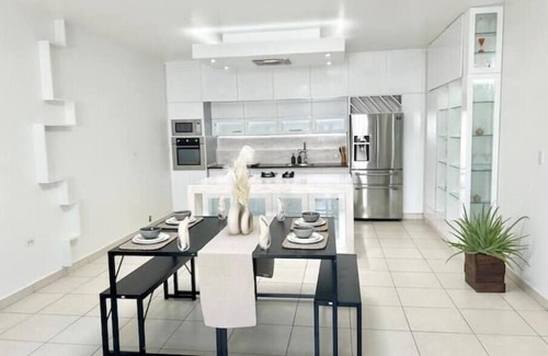 Cole Bay House | Luxury Condo in Simpson Bay