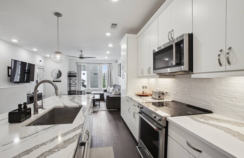 East Side Condo | Luxury Condo in the Heart of Atlanta