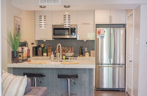 McLean Condo | Luxury condo in Tyson’s Corner! Amazing location