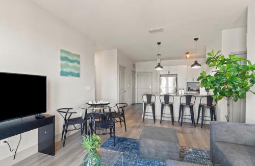 East Ybor Apartment | Luxury Condo in Ybor City Tampa w/Pool access
