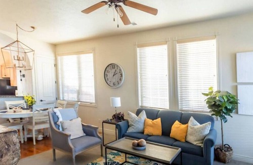 Ozark Condo | Luxury Condo Minutes from Silver Dollar City - Stone Cliff