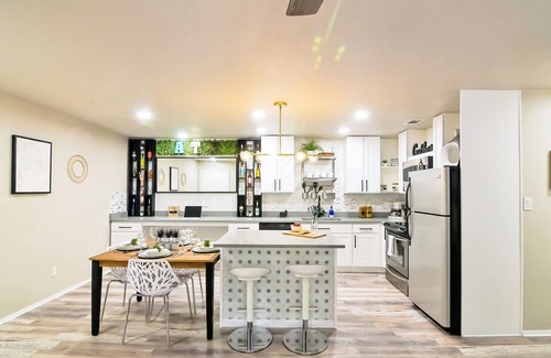 North Shoal Creek Apartment | Luxury Condo Nestled in the Trees.