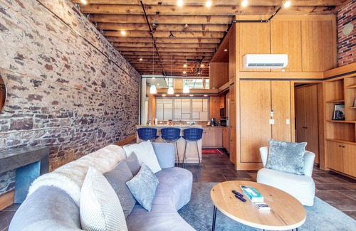 Canal Park Condo | Luxury Condo | Paddle North w/Private Sauna & Gym