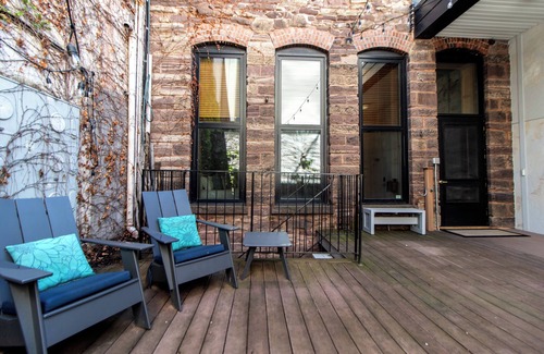 Canal Park Condo | Luxury Condo | Paddle North w/Private Sauna & Gym