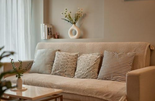 Chang Khlan Apartment | Luxury Condo, Roof top Pool, Full facilities