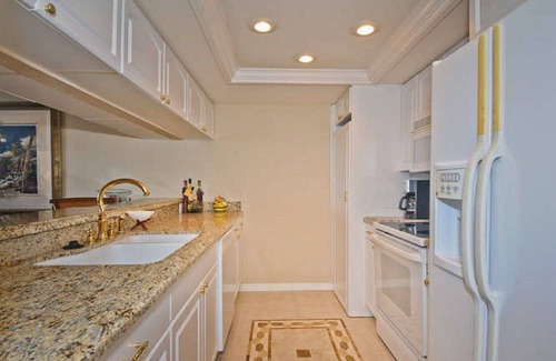 Punta Rassa Condo | Luxury Condo Sanibel Harbor Tower #915