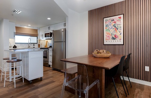 St. Pete Beach Condo | Luxury Condo "The Beach Is Your Backyard"