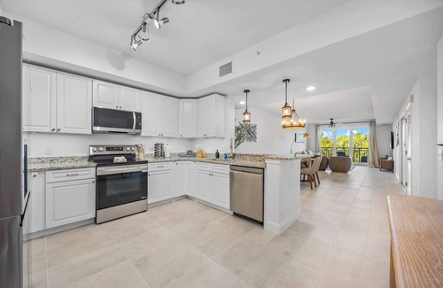 Merritt Island Condo | Luxury Condo with Sanctuary Views Merritt Island