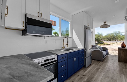 North Mountain House | Luxury Container Home