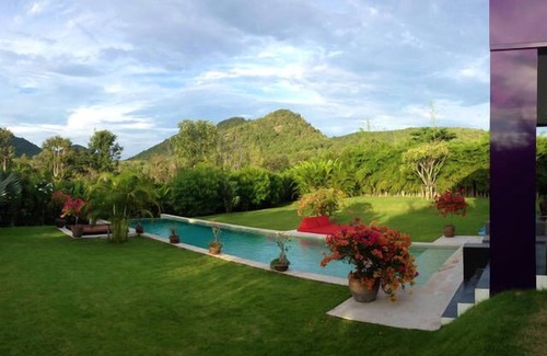 Hin Lek Fai Villa | Luxury Contemporary Retreat Next to N°1 Golf in Thailand