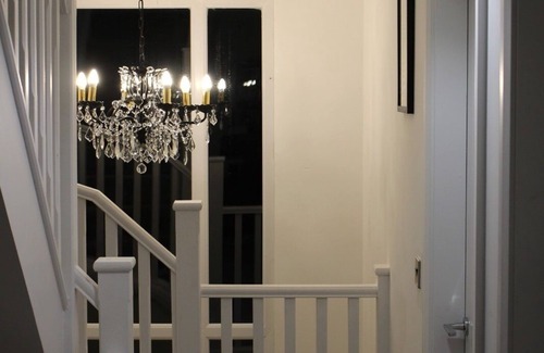Leigh House | Luxury cosy 5 bedroom modern family house greater Manchester with parking
