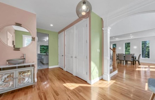 Town of Tuxedo House | Luxury Country Home w. Sauna! Next Door to Fair