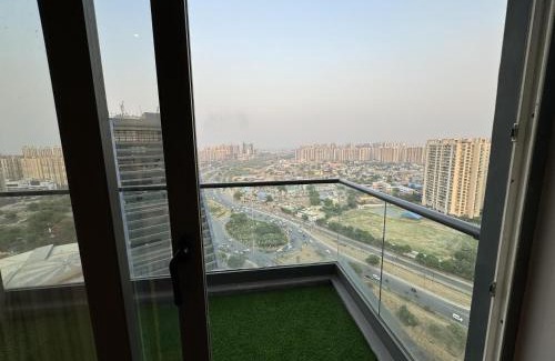 Greater Noida Apartment | Luxury Deluxe suite by Gt Studios