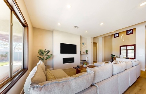South Mountain House | Luxury desert retreat with a pool, cabana, grill, fireplace, & AC - dog-friendly