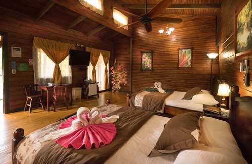 Guayabo Resort | Luxury double Queen Room