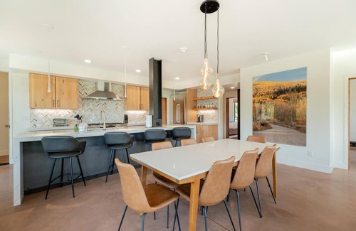 Downtown Steamboat Springs Condo | Luxury Downtown Condo | Riverfront + Mt Views!