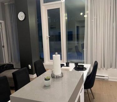 Downtown Montreal Apartment | Luxury Downtown Escape Pool & Free Parking