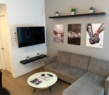 Downtown Montreal Apartment | Luxury Downtown Escape Pool & Free Parking