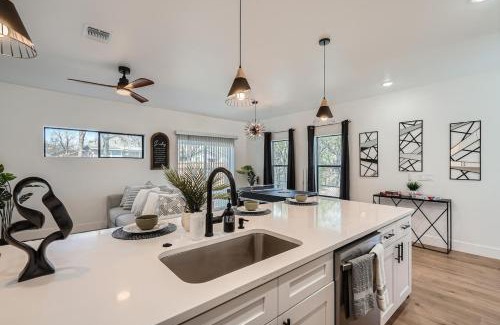 Denver Heights House | Luxury Downtown Oasis, Pool Table, Near Riverwalk