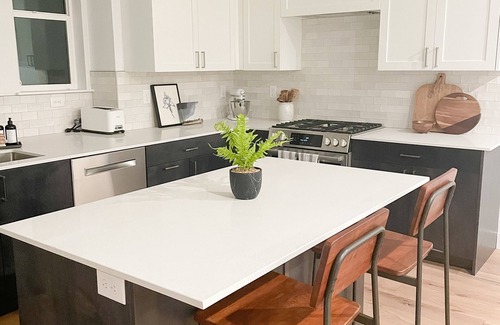 Central Business District House | Luxury Downtown Spacious 3 bedroom New Townhome