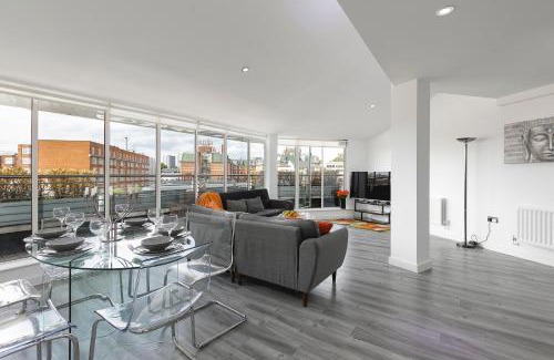Bayswater Apartment | * Luxury DUPLEX Penthouse *