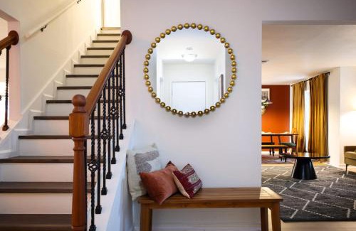 North San Antonio - SAT House | Luxury Escape Pool Sportscourt Games & Theater
