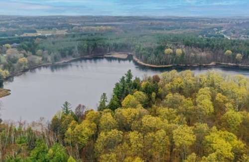 Caledon House | Luxury Estate Home getaway in Palgrave, Caledon.