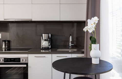 Bloor-Yorkville Condo | Luxury Executive Condo in Yorkville