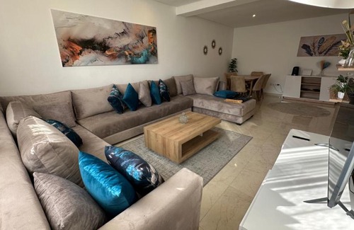 Oujda Apartment | Luxury Family Appart 7 Pers - CheckPoint - Oujda Center