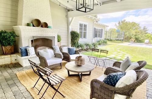 Covenant House | Luxury Farmhouse in Rancho Santa Fe - Close to Beaches, Race Track, and more!