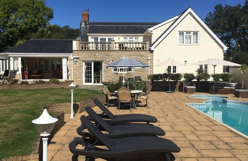 Village de Putron House | Luxury five bed home with heated pool and large gardens