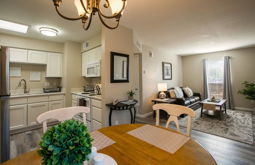 Cibola Addition Apartment | Luxury Foothills Apt. Walking distance to Breweries/Dining/Hiking/Biking/Walking