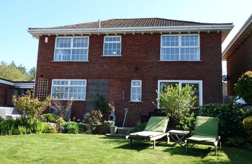 Wimborne House | Luxury four bedrooms detached house in Dorset