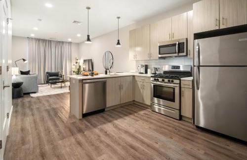 The Hill Apartment | Luxury Furnished Apartments by Hyatus Downtown at Yale
