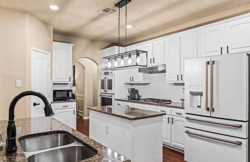 Allen House | Luxury Getaway with Private Pool in Allen TX! Outdoor Grill, Indoor Games & WiFi