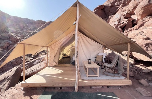 Moab Cabin | Luxury Glamping Tent in Moab | Sleeps 2