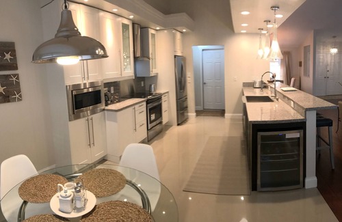 Fairway Oaks House | Luxury Golf Course Villa