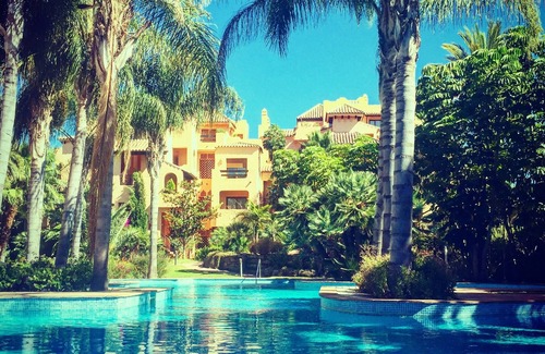 New Golden Mile Apartment | Luxury ground floor 2 Bed Apartment, exclusive resort. El Paraiso/San Pedro area