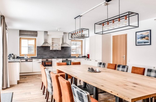 Obertraun House | Luxury group accommodation on holiday park