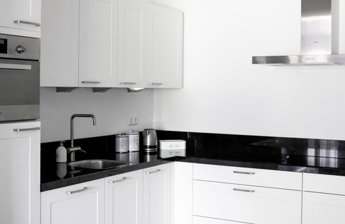 Municipality of Maasdriel Apartment | Luxury Guesthouse near `s-Hertogenbosch